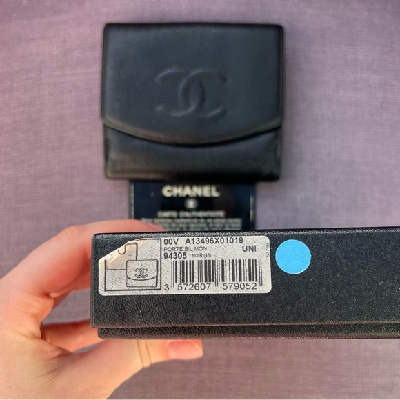 Chanel Caviar Skin Coco Mark Bi-Fold Wallet Leather - Picture 12 of 12